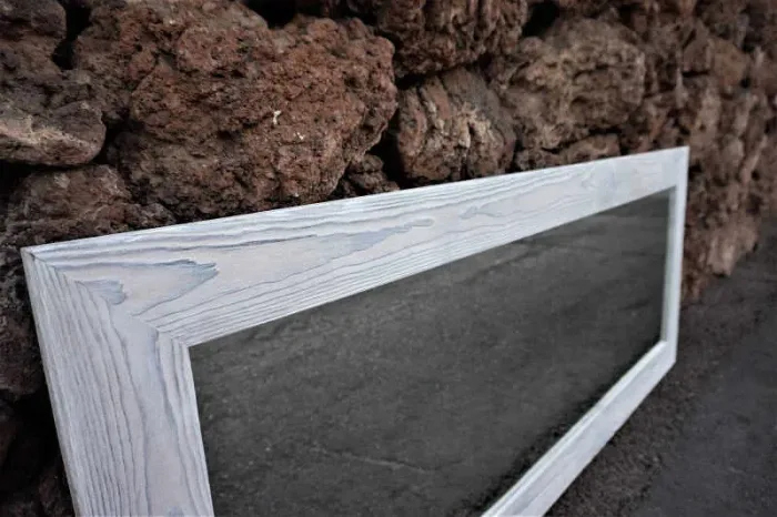WHITE WOOD FRAMED MIRROR - Image 3