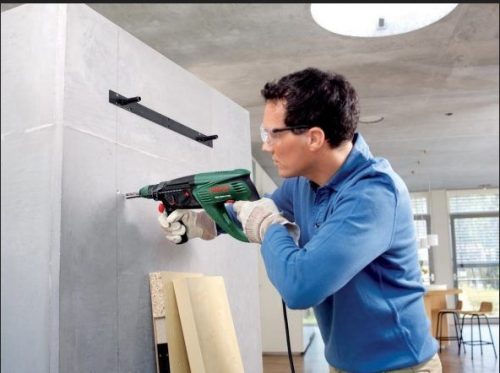 Mounting the mirror