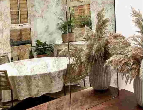 Timeless Elegance: Decorating with Antique Mirrors